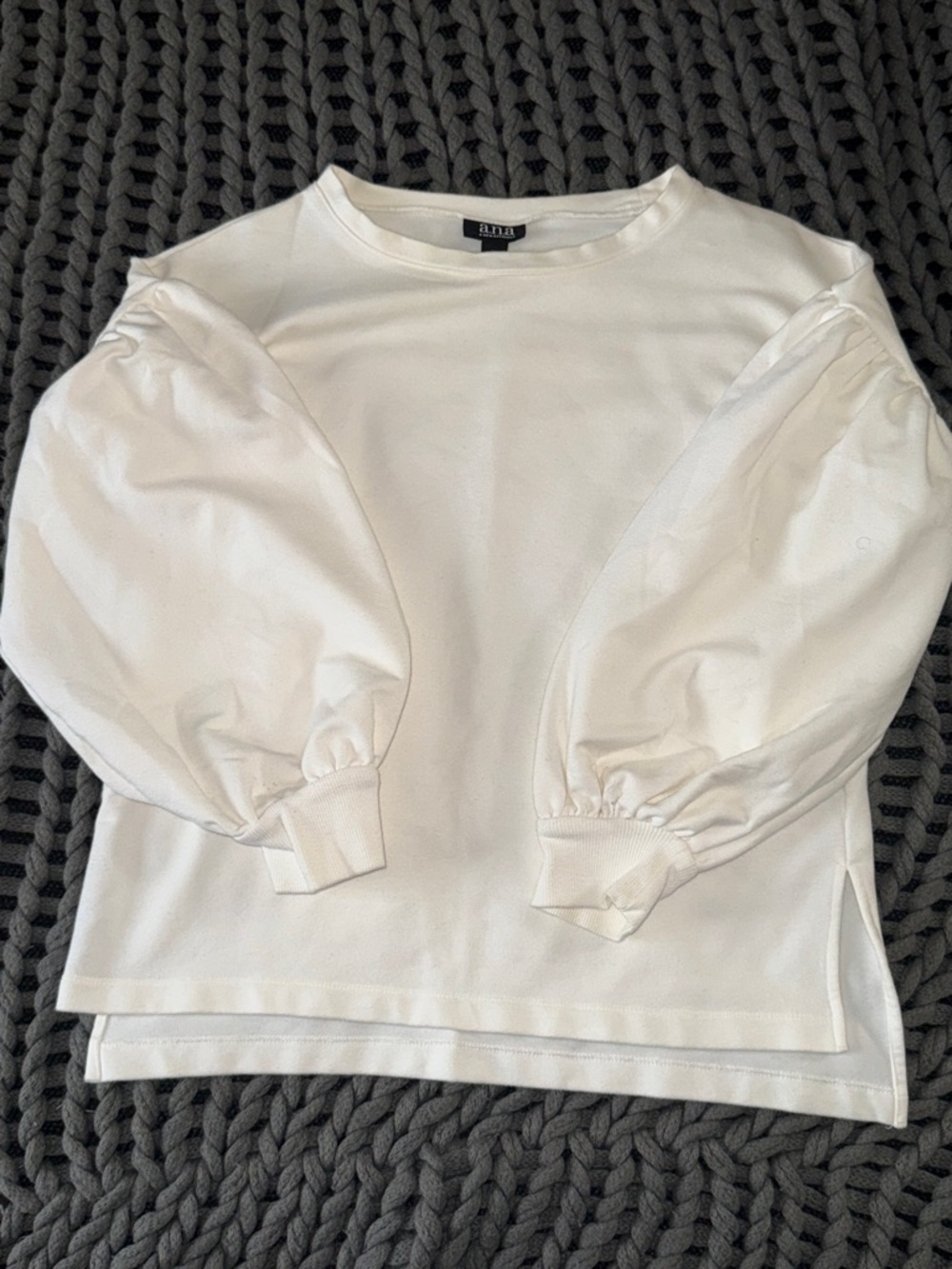 a.n.a White Puff Sleeve Sweatshirt